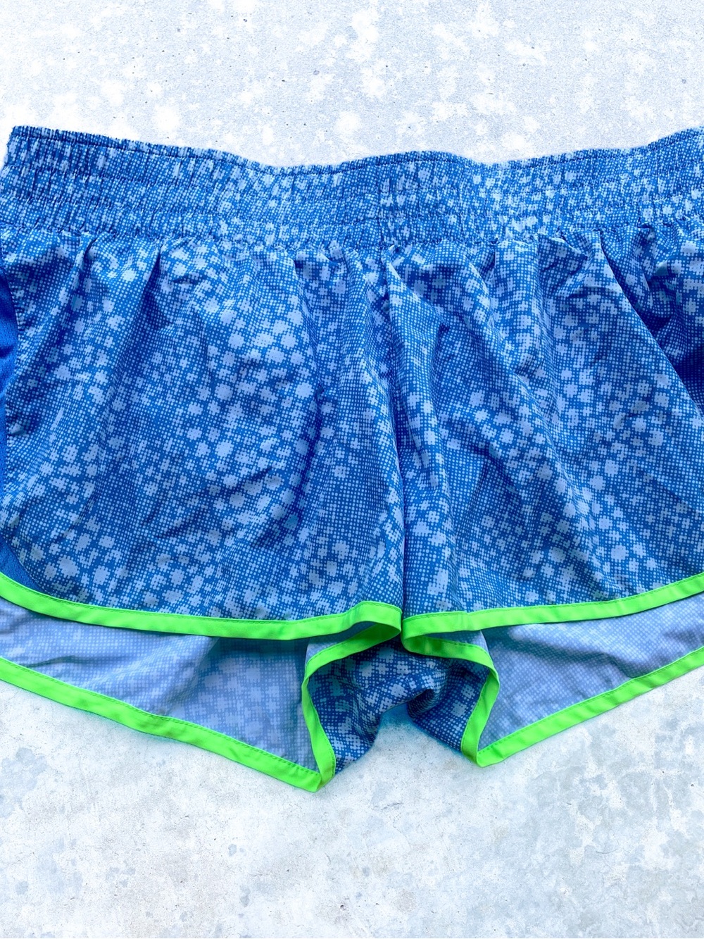 Nike Dri-FIT XL Blue Printed Running Shorts Neon Green Trim Athletic